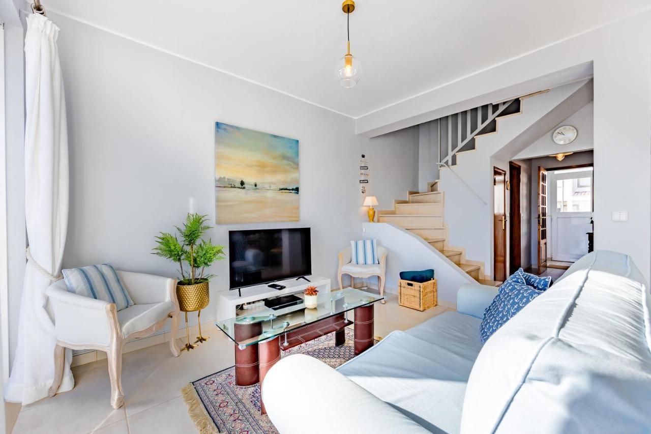 Bay View Townhouse *